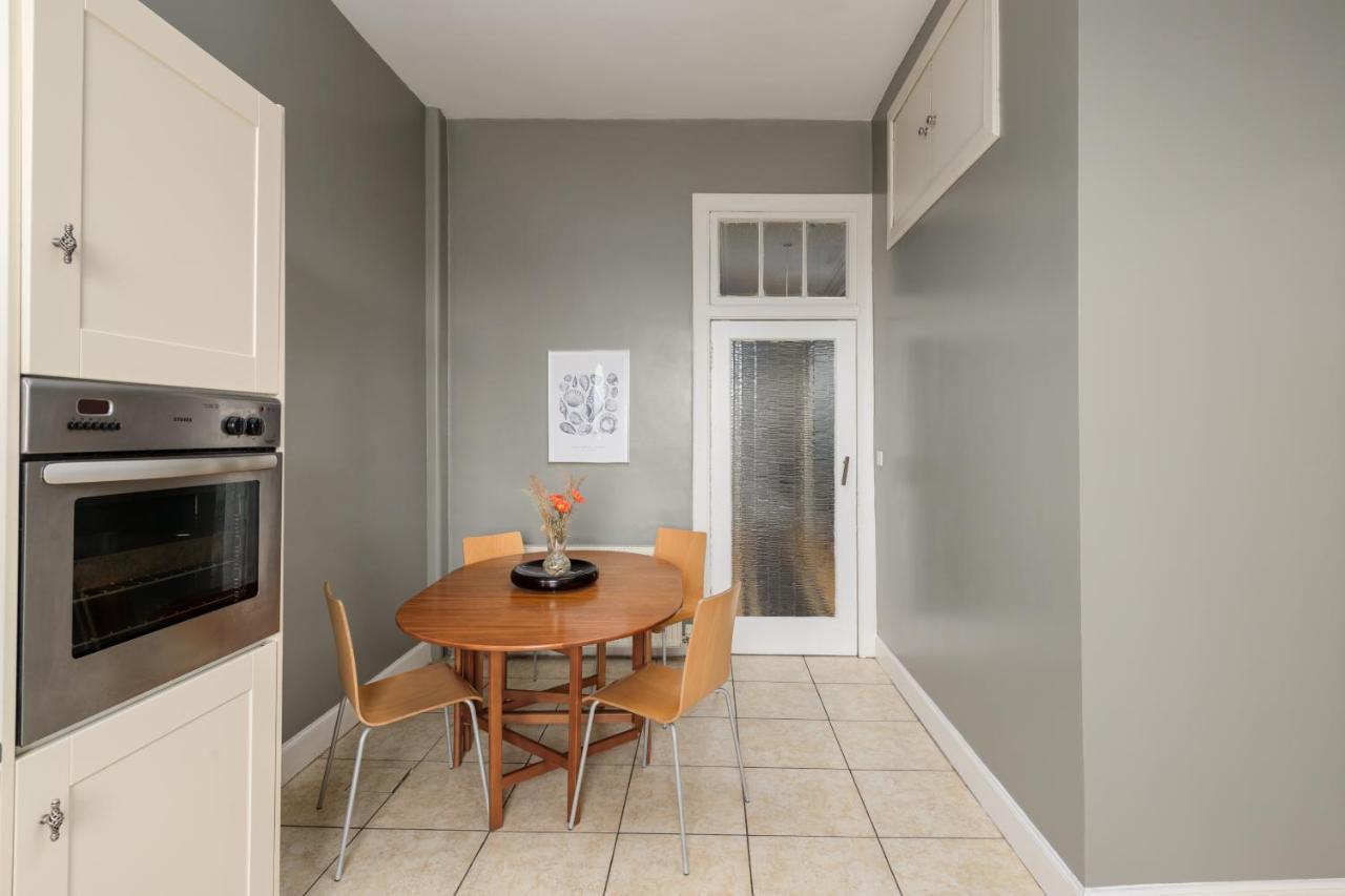 2 Bed Old Town Apartment - Next To Castle EDI Eksteriør billede